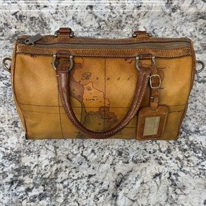 Alviero Martini Tan Crossbody Bag